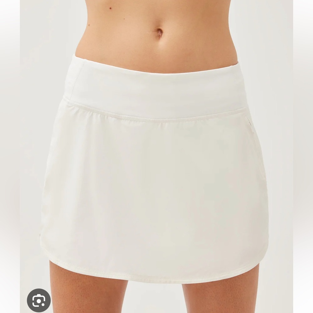Outdoor Voices Hudson 4" Skort NWT XS White